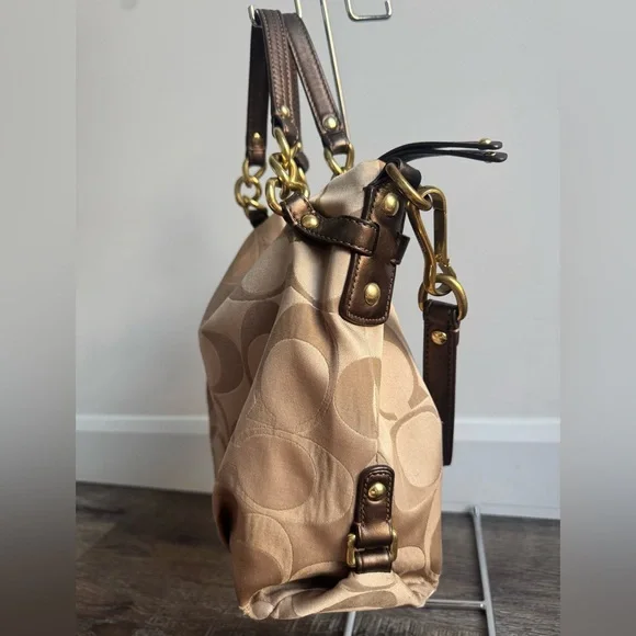 Coach Tan Hobo Bag with Gold Accents - Picture 3 of 9